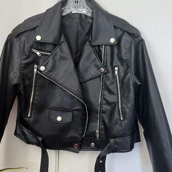 Jacket - Picture 6 of 6